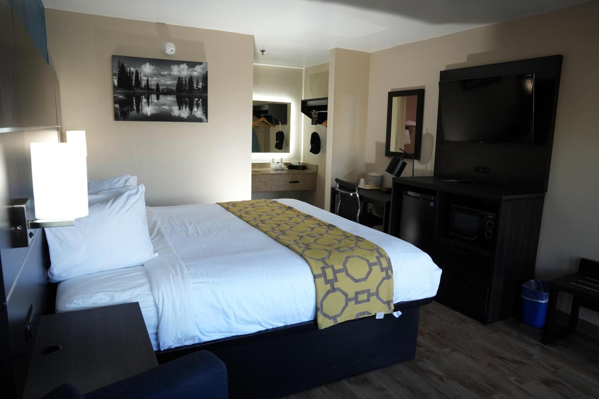 Baymont Inn & Suites Манинг Екстериор снимка