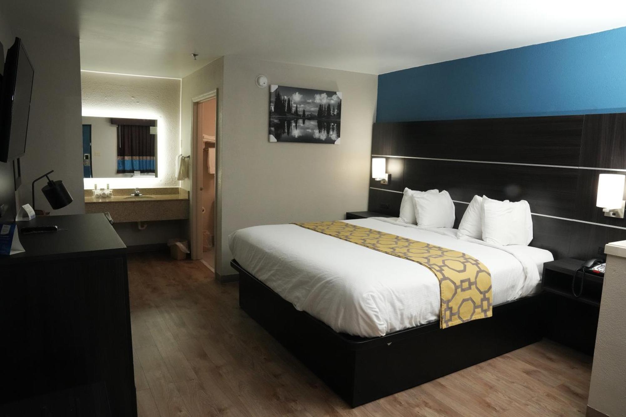 Baymont Inn & Suites Манинг Екстериор снимка